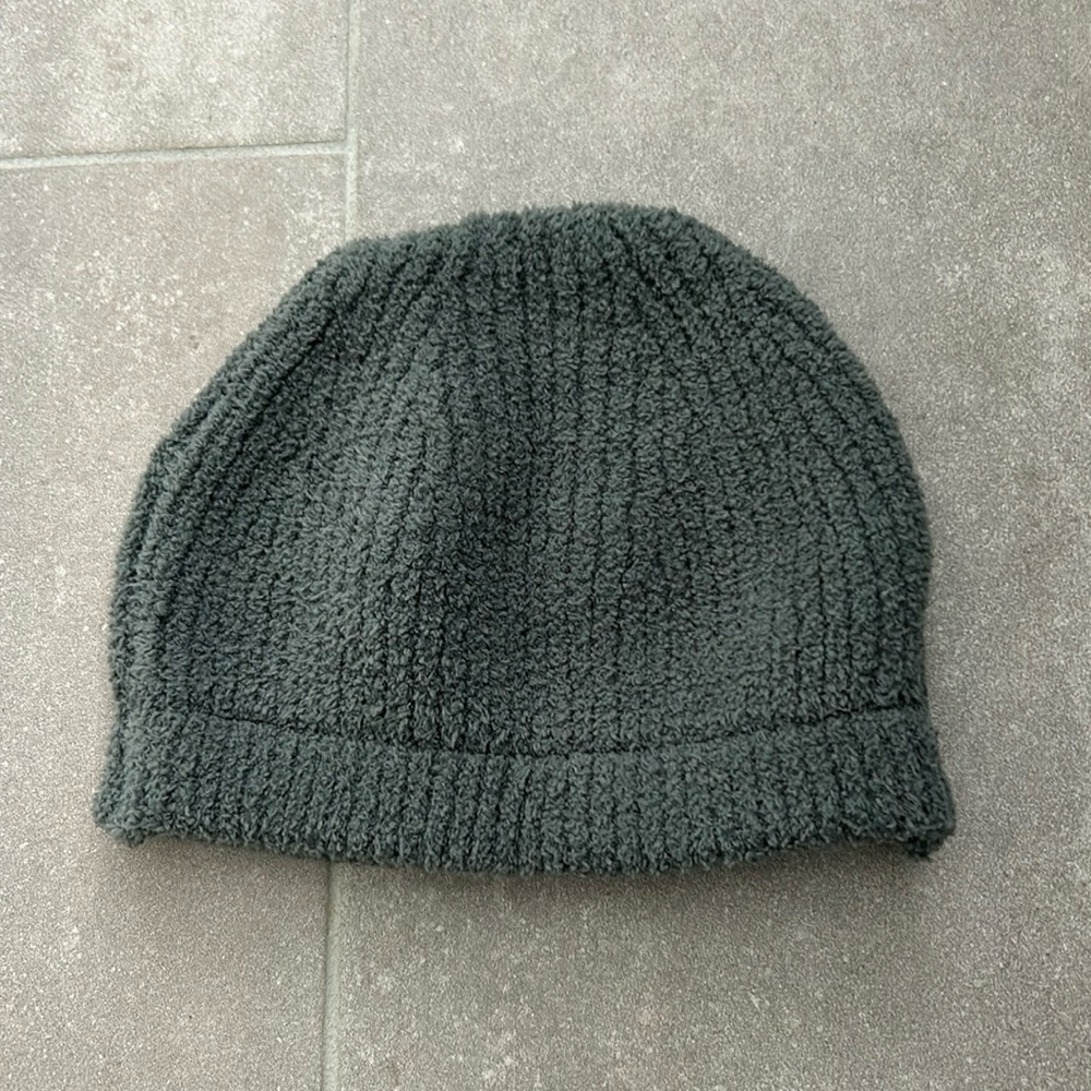 BAREFOOT DREAMS
CC Ribbed Beanie NEW